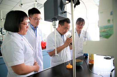 【青岛工匠】从技术研发到产业化 明月博士团队的漫漫科研路