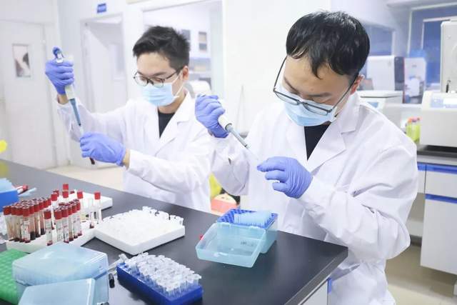 行业 广药集团研究总院成立50周年 刘良院士获聘广药首席科学家